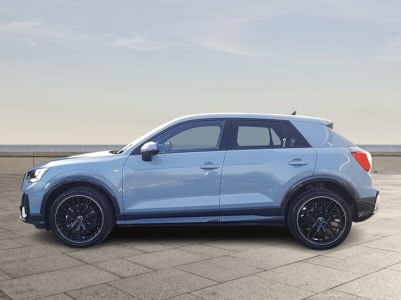 More views of Audi Q2