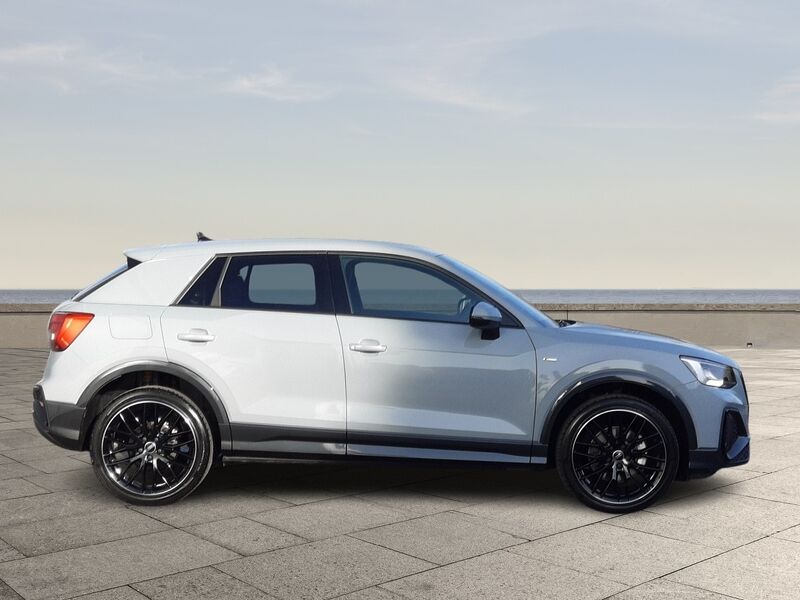 More views of Audi Q2