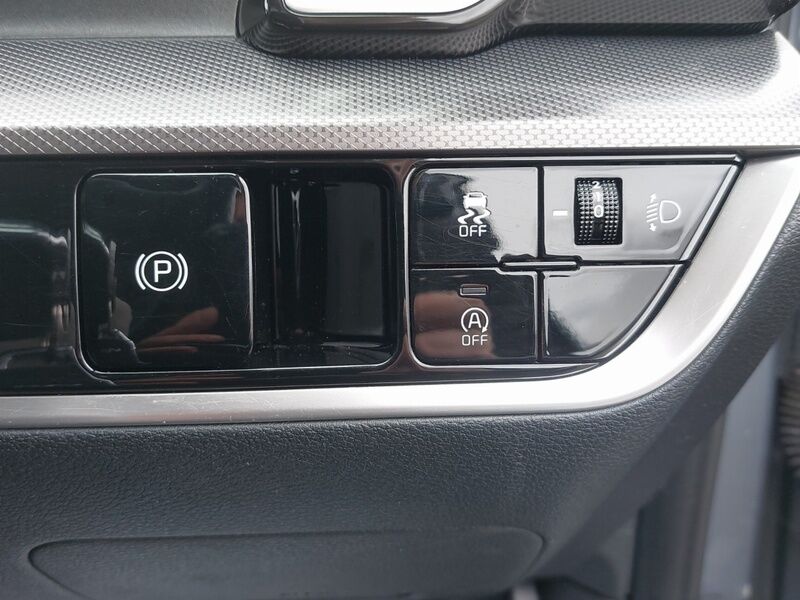 More views of Kia Sportage