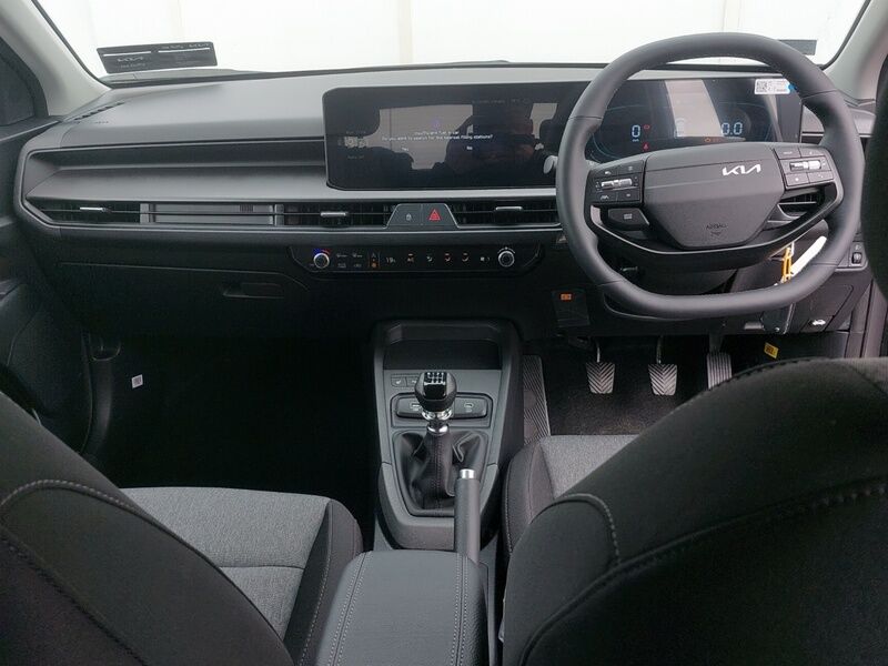 More views of Kia Stonic
