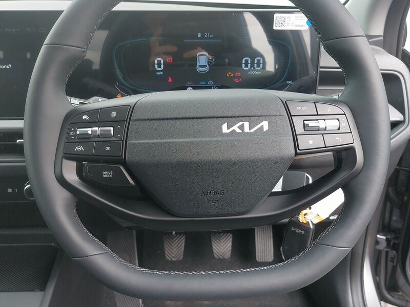More views of Kia Stonic