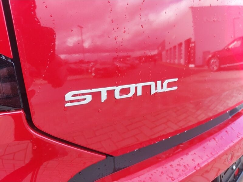 More views of Kia Stonic