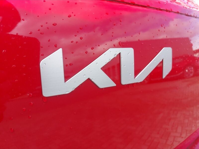 More views of Kia Stonic