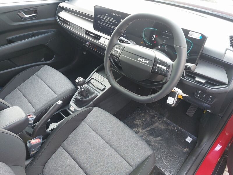 More views of Kia Stonic