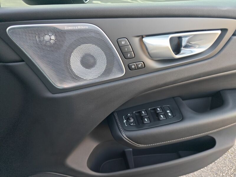 More views of Volvo XC60