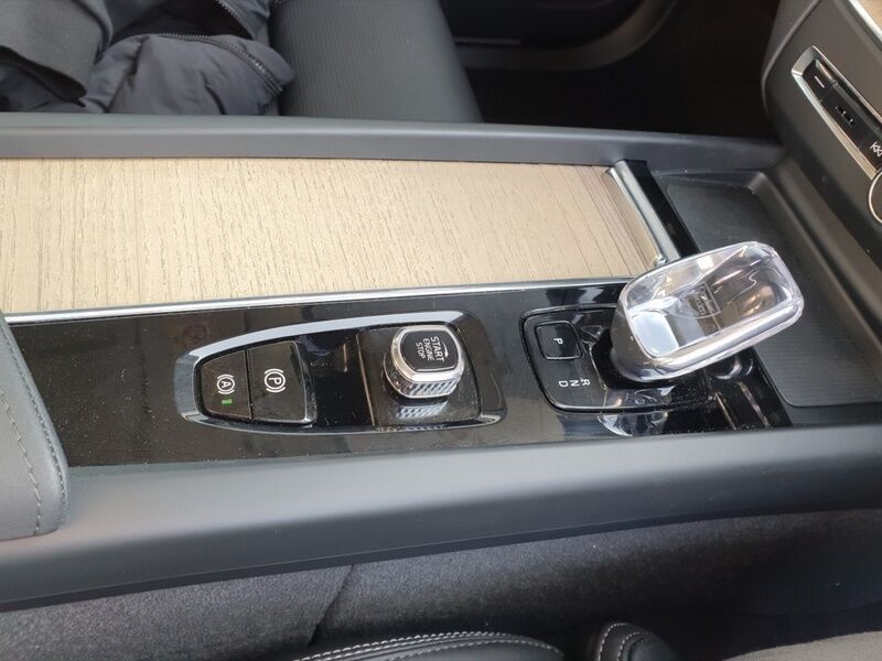 More views of Volvo XC60