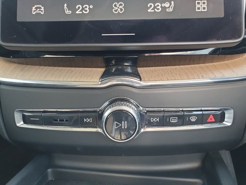 More views of Volvo XC60