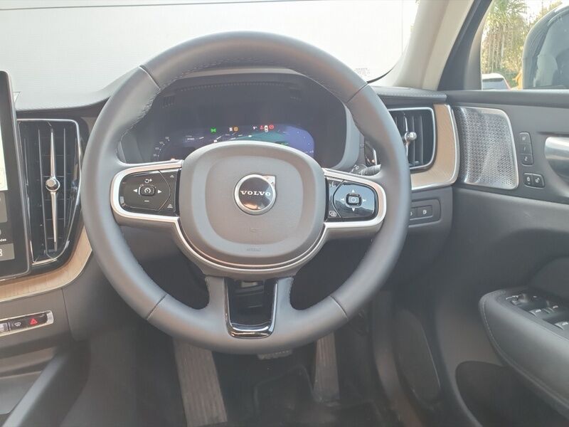 More views of Volvo XC60