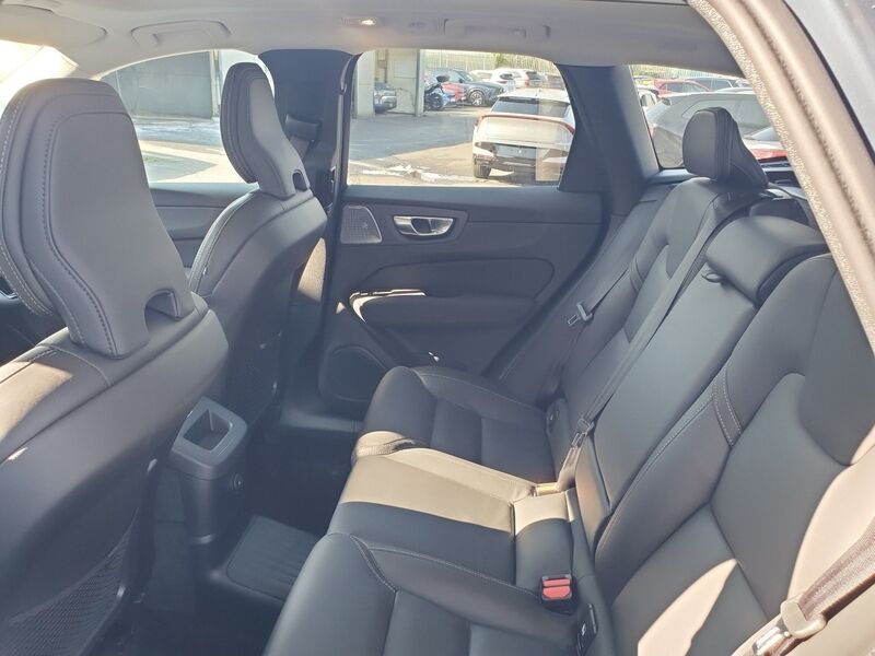 More views of Volvo XC60