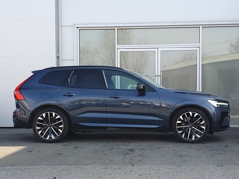 More views of Volvo XC60