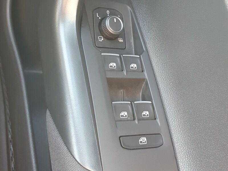 More views of Volkswagen Polo