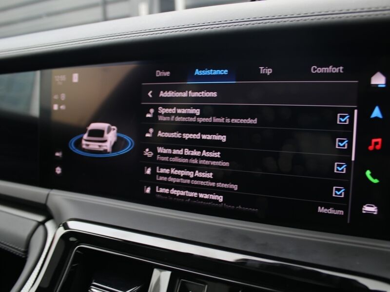 More views of Porsche Panamera