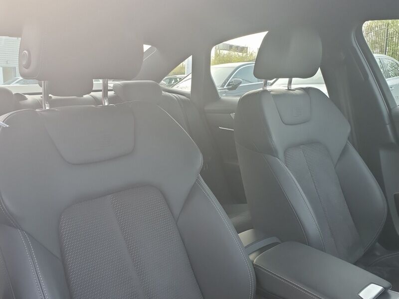 More views of Audi A6