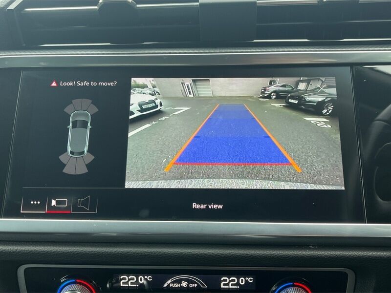 More views of Audi Q3