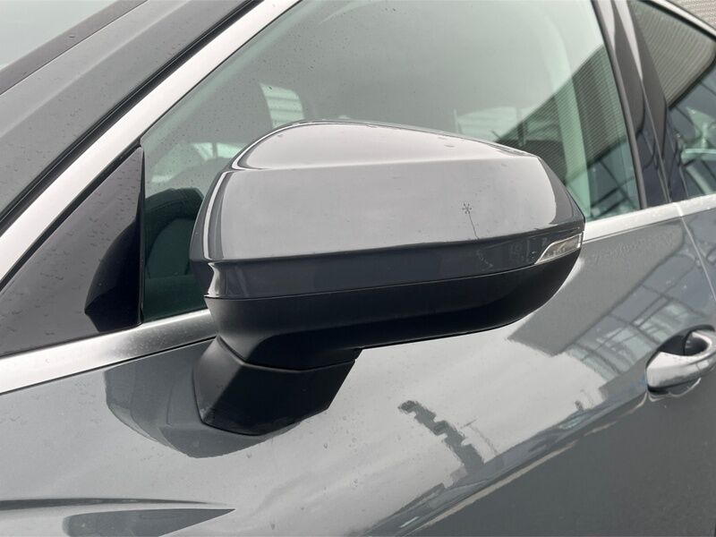 More views of Audi Q3