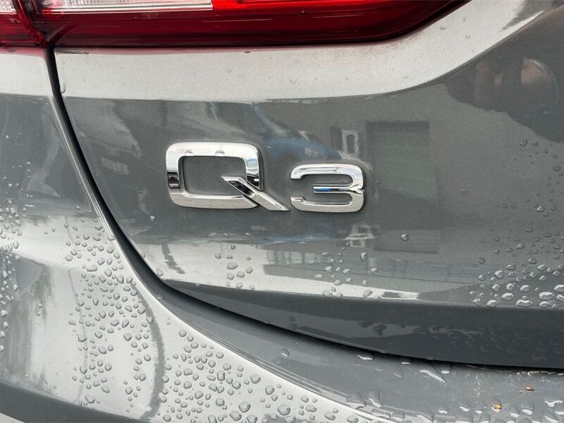 More views of Audi Q3