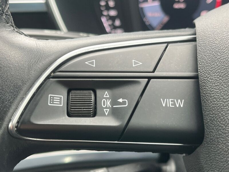 More views of Audi Q3