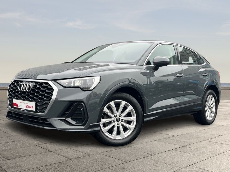 More views of Audi Q3