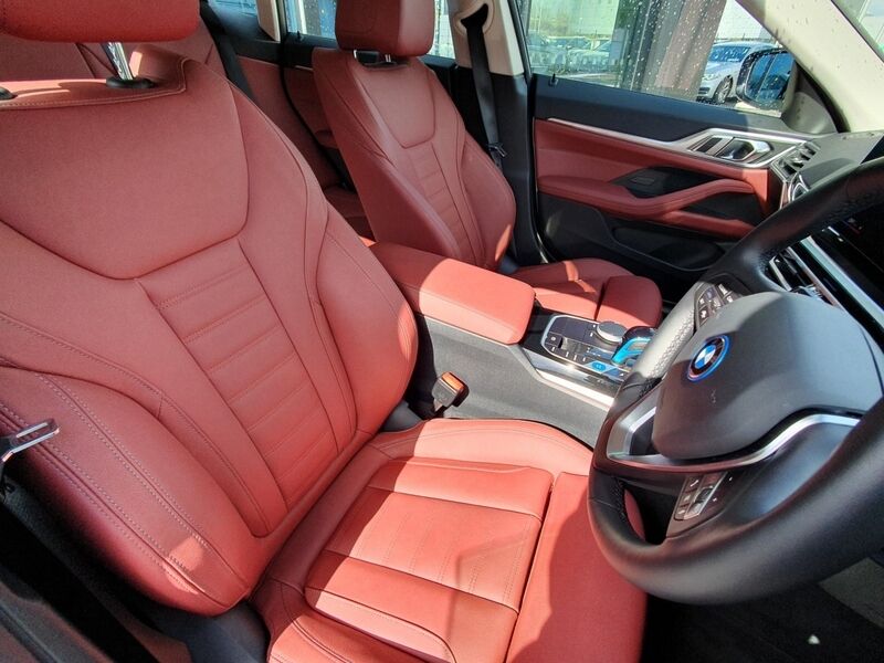 More views of BMW i4