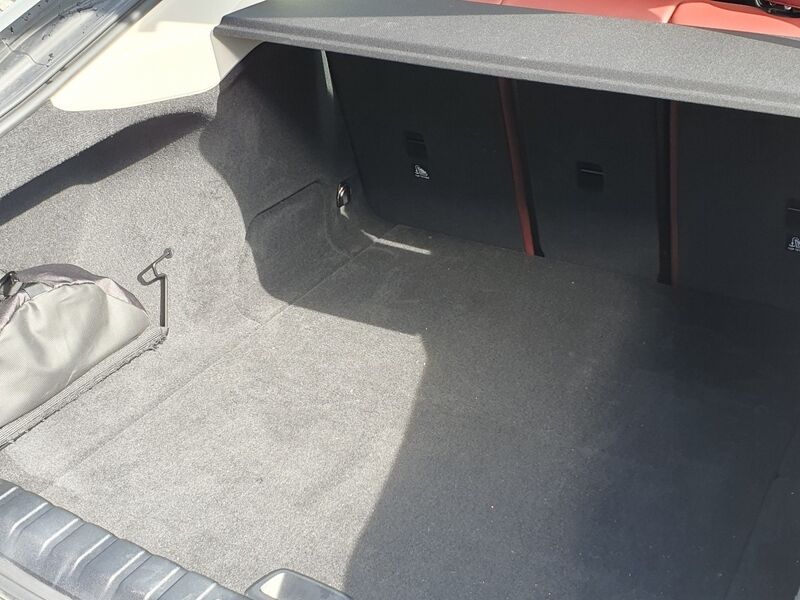 More views of BMW i4