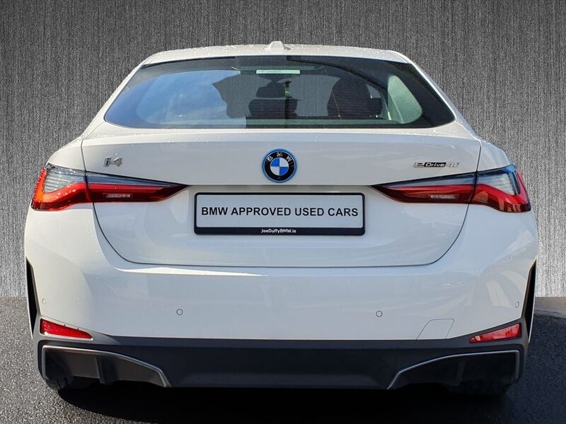 More views of BMW i4