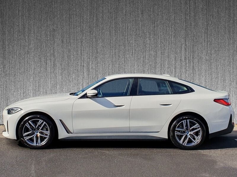 More views of BMW i4