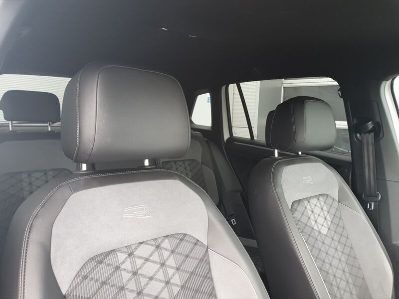 More views of Volkswagen Tiguan