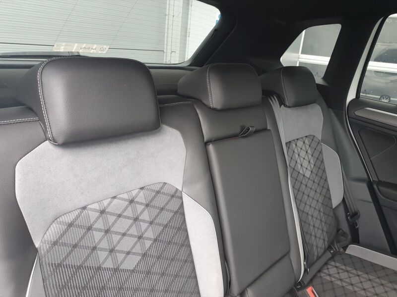 More views of Volkswagen Tiguan