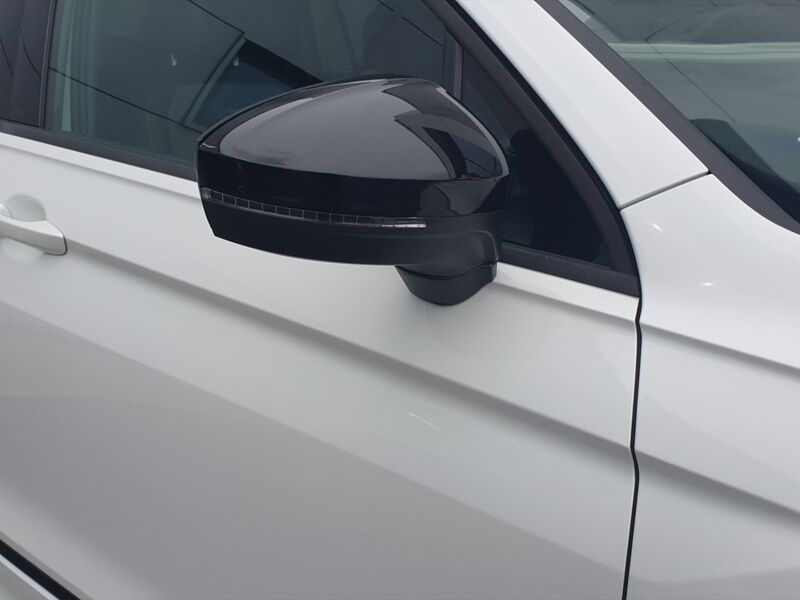 More views of Volkswagen Tiguan