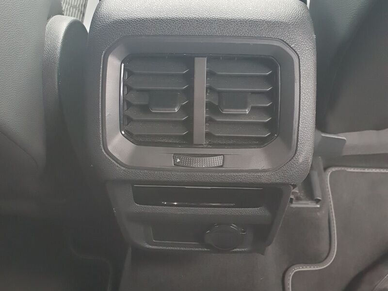 More views of Volkswagen Tiguan