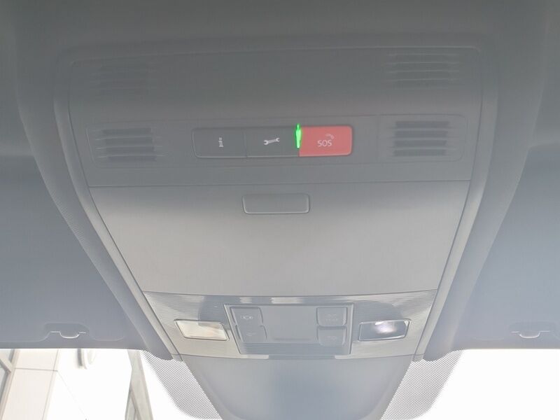 More views of Volkswagen Tiguan