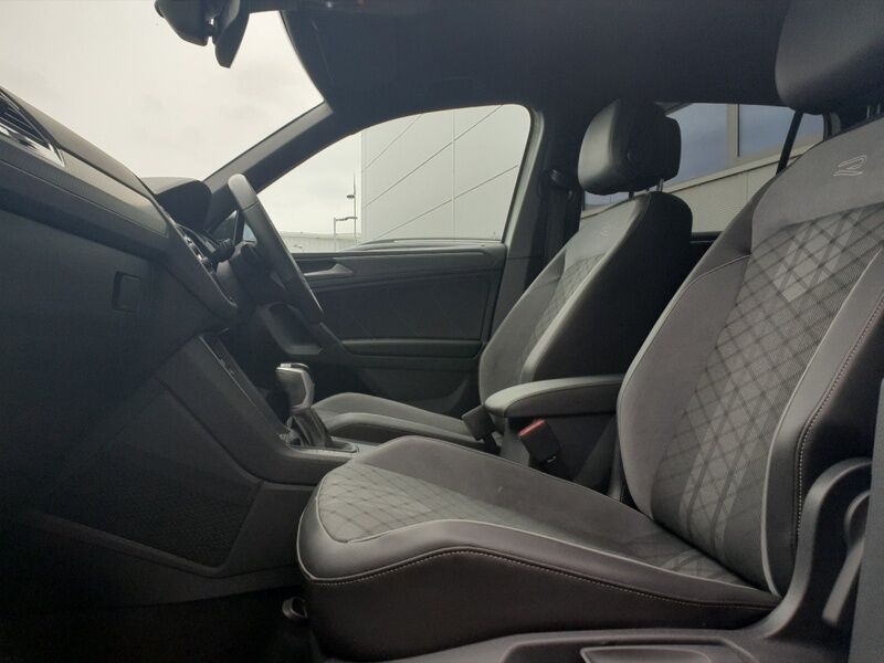 More views of Volkswagen Tiguan
