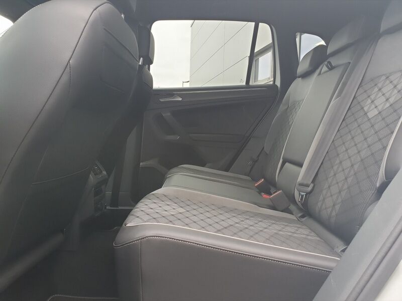 More views of Volkswagen Tiguan
