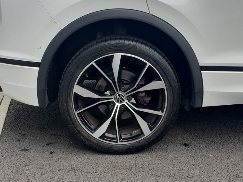 More views of Volkswagen Tiguan