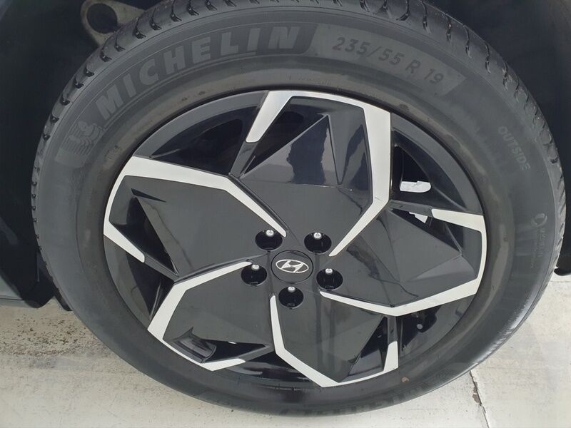 More views of Hyundai IONIQ 5