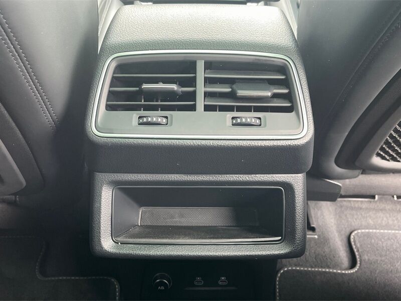 More views of Audi Q8 e-tron