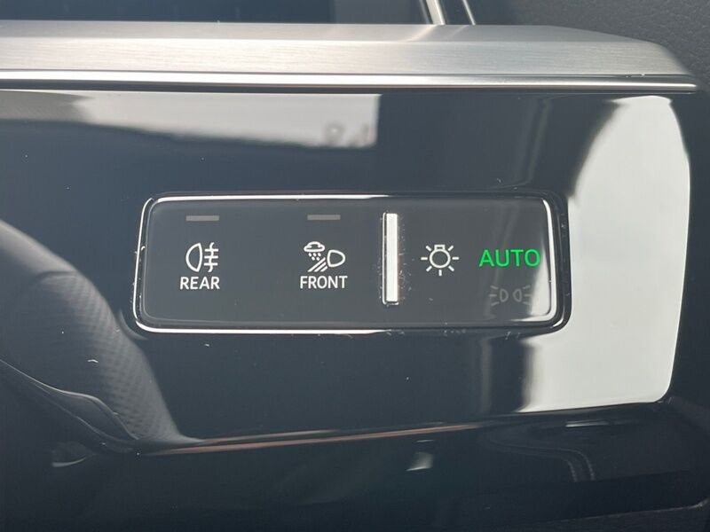 More views of Audi Q8 e-tron