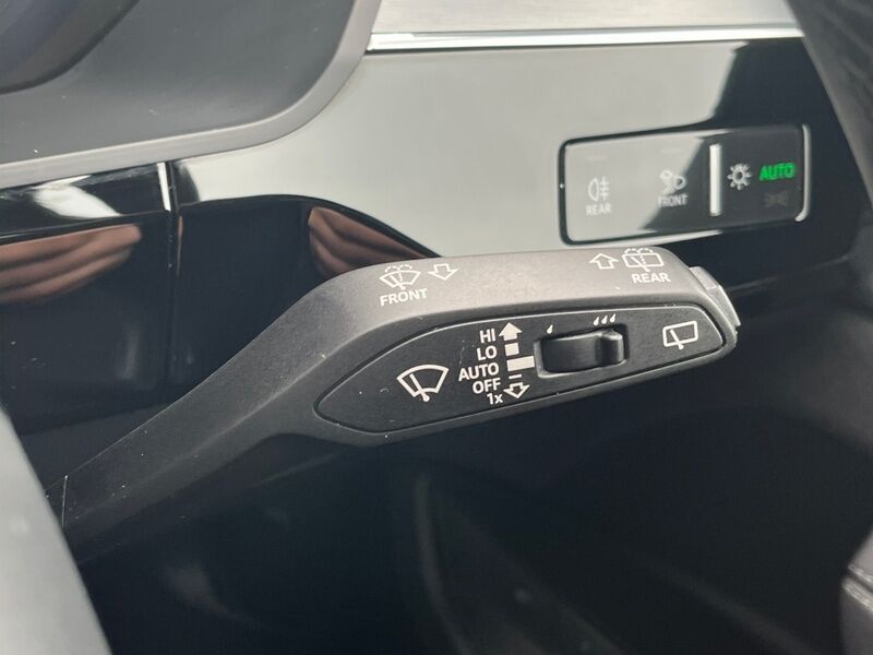 More views of Audi Q8 e-tron