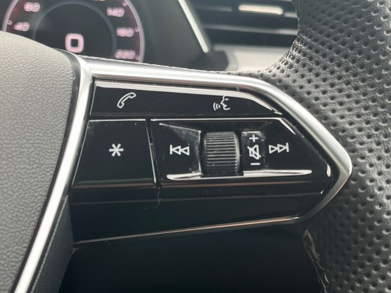 More views of Audi Q8 e-tron