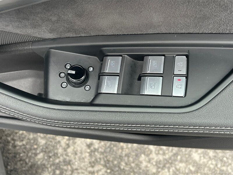 More views of Audi Q8 e-tron