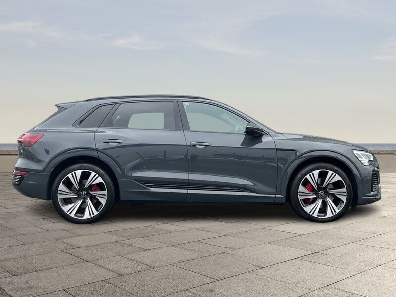 More views of Audi Q8 e-tron