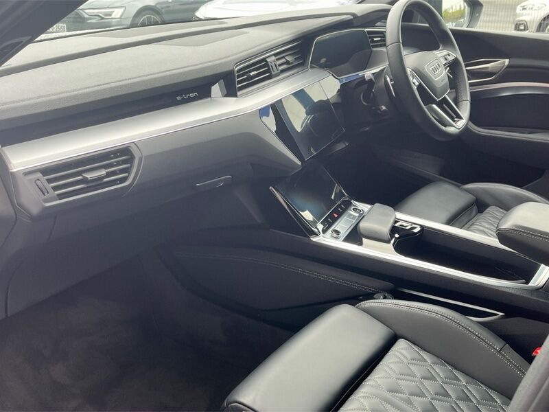 More views of Audi Q8 e-tron