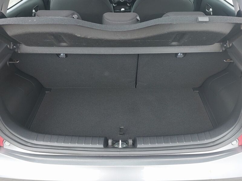 More views of Kia Picanto