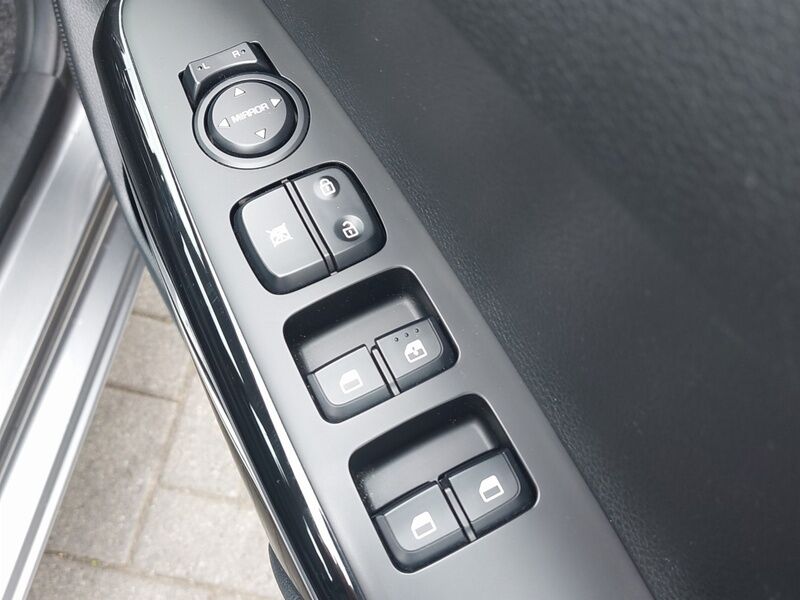 More views of Kia Picanto