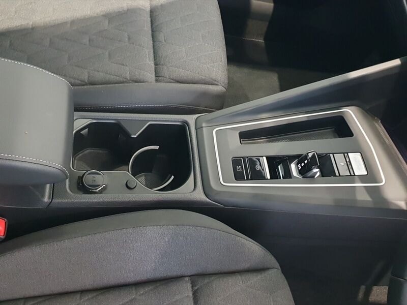 More views of Volkswagen Golf