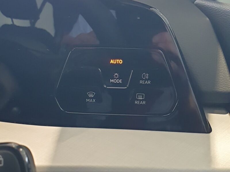 More views of Volkswagen Golf