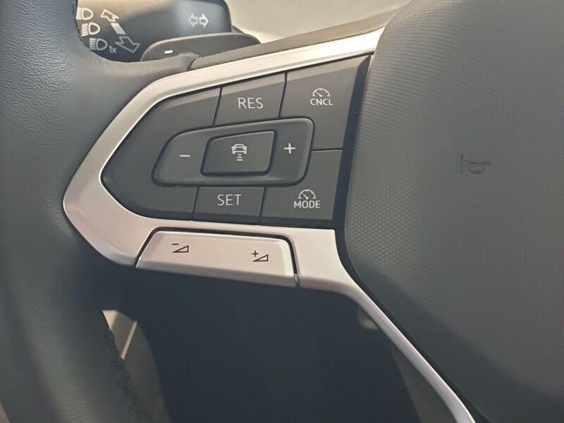 More views of Volkswagen Golf