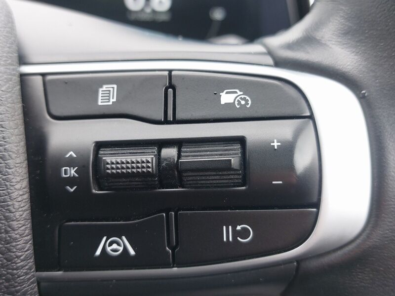 More views of Kia Sportage