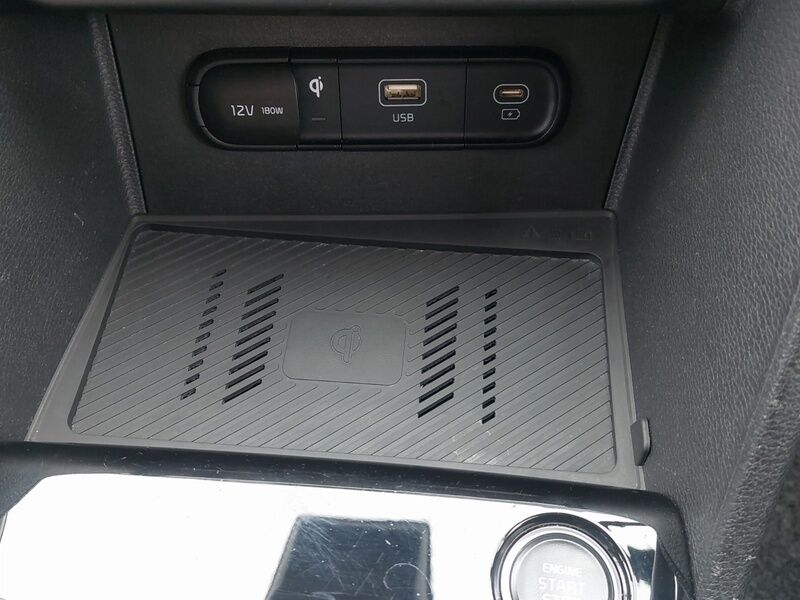 More views of Kia Sportage