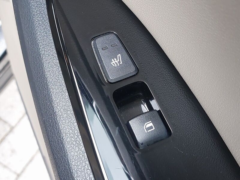 More views of Kia Sportage